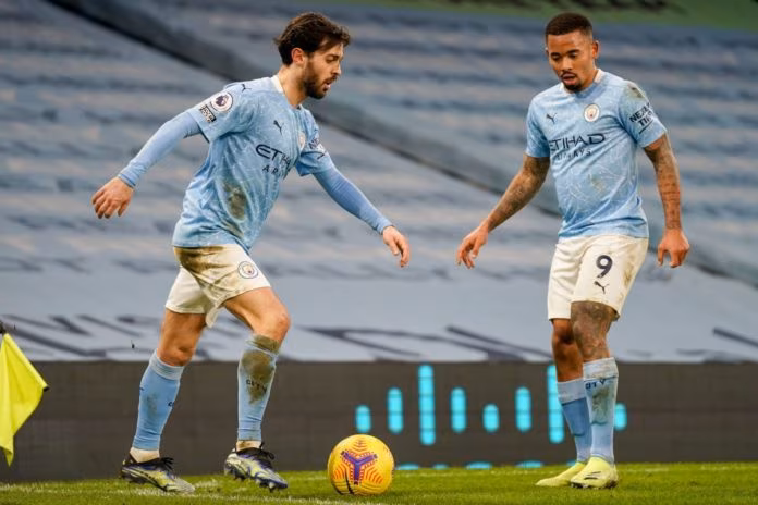 Un gol per tempo, Mancity vince 2-0 in casa Moenchengladbach