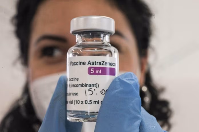 Ema “Vaccino Astrazeneca efficace e sicuro, bisogna stare tranquilli”