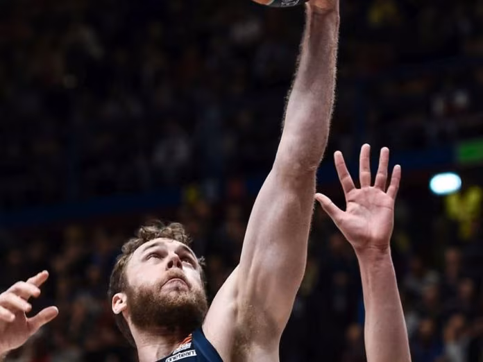 Melli vince derby con Mannion, Dallas batte Golden State