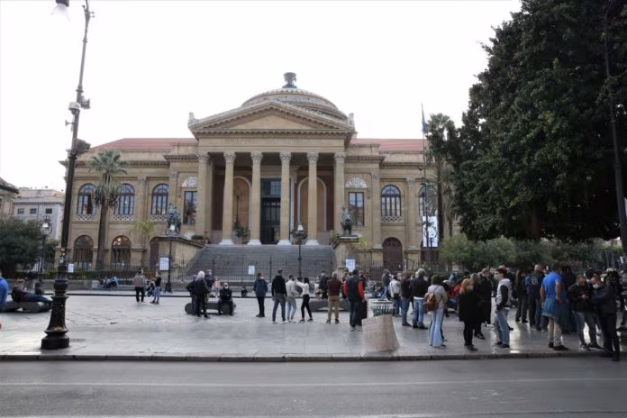 Coronavirus, Palermo torna in zona arancione