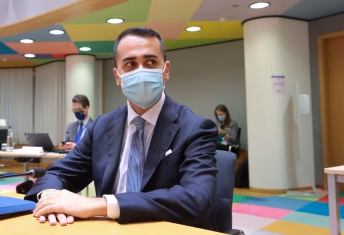 Covid, Di Maio “Alleggerire le misure per attrarre turisti in Italia”