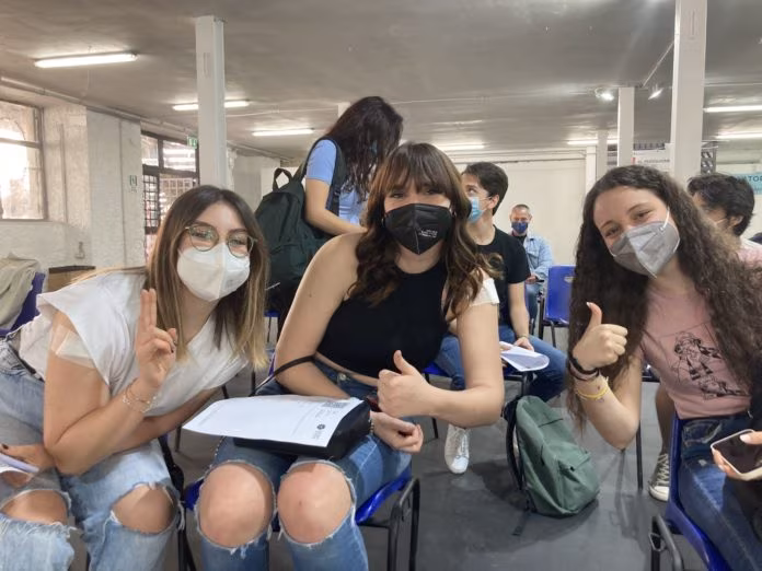 Vaccino, prime 200 dosi a studenti maturandi di Palermo