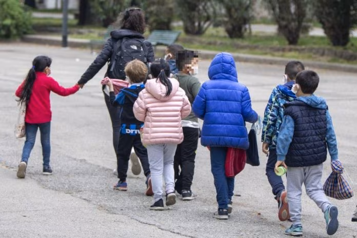 Affidi, protesta a Montecitorio su alienazione parentale