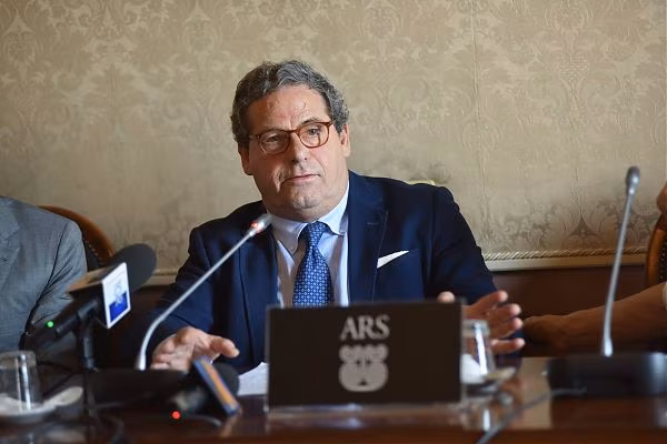 Centrodestra, Miccichè “No al partito unico tra Forza Italia e Lega”