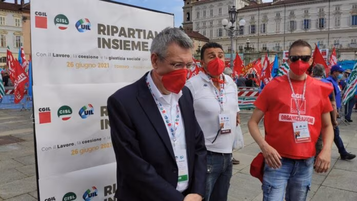 Lavoro, Landini “Proroga sui licenziamenti, no a fratture sociali”