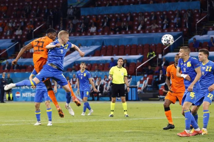 L’Olanda vince all’esordio, 3-2 all’Ucraina di Shevchenko