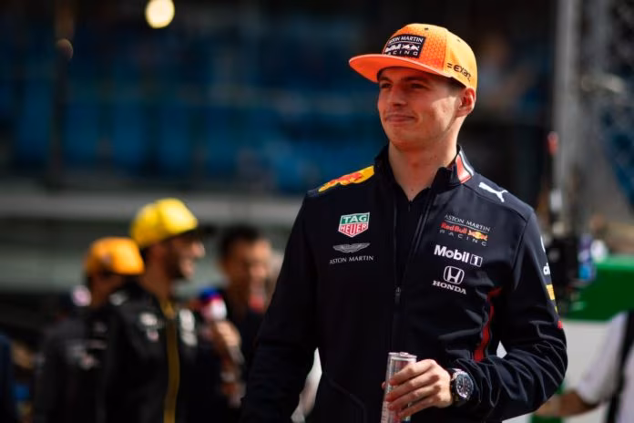 Verstappen conquista la pole in Francia davanti a Hamilton, Sainz 5°
