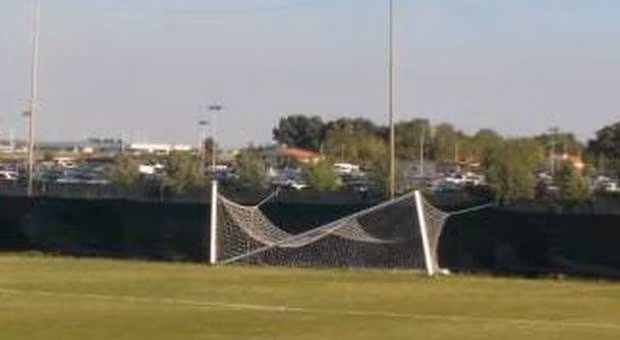 4762010_2128_porta_calcio_cade_ragazzo_ferito_mesagne_come_sta_ultimissime