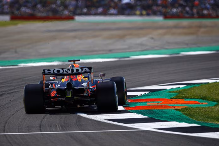 Sprint qualifying a Verstappen, in pole a Silverstone