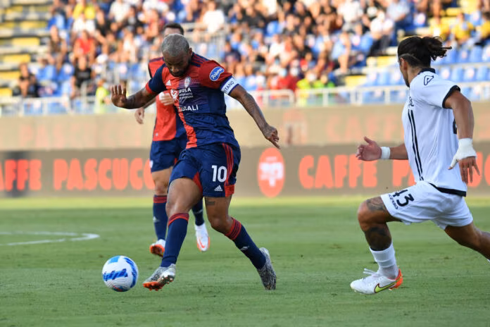Joao Pedro salva il Cagliari, Spezia rimontato finisce 2-2