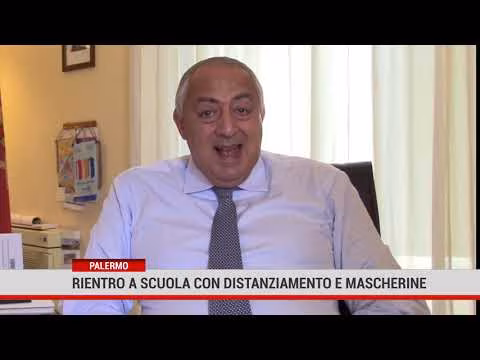Rientro a scuola con distanziamento e mascherine