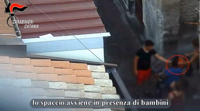 Catania, blitz antidroga con 20 arresti