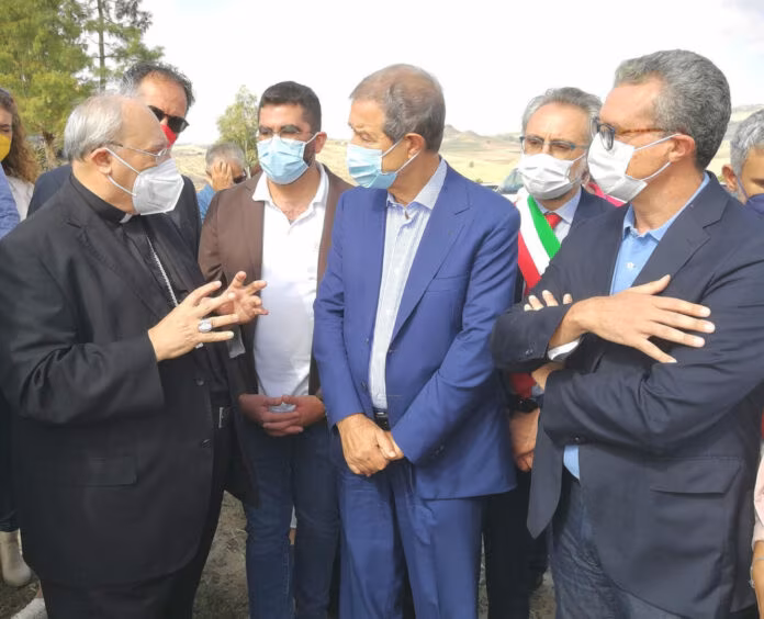 Legalità, Musumeci “Vigneto Verbumcaudo modello per nuove generazioni”