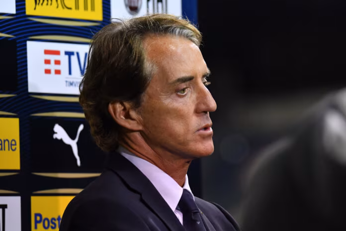 Mancini “Avanti così Italia, giocare bene e vincere”