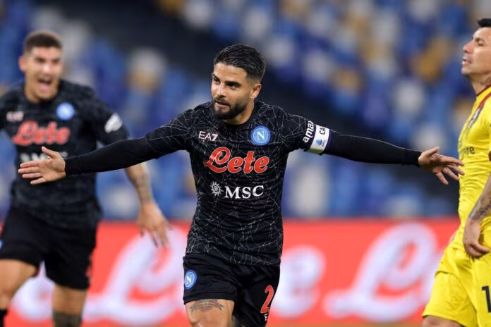 Tris del Napoli al Bologna, partenopei in vetta col Milan