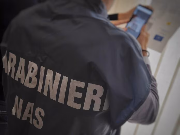 Vaccino, 4 medici denunciati a Catania per esenzioni “facili”