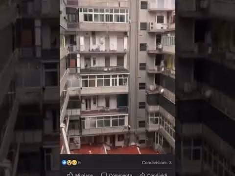 Violento temporale a Catania, ingenti danni: crolla una veranda