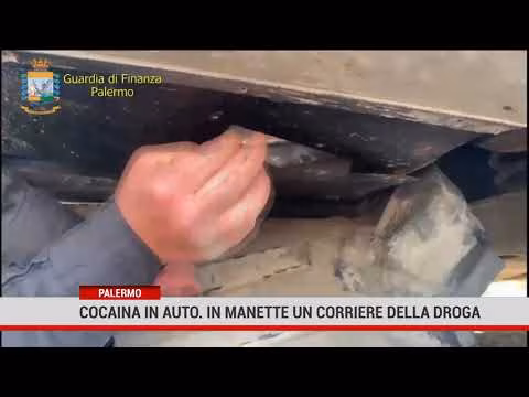 Palermo. Cocaina in auto
