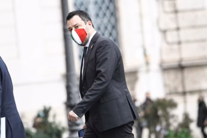 Salvini “Si trovi lo spazio per tagliare tasse e burocrazia”