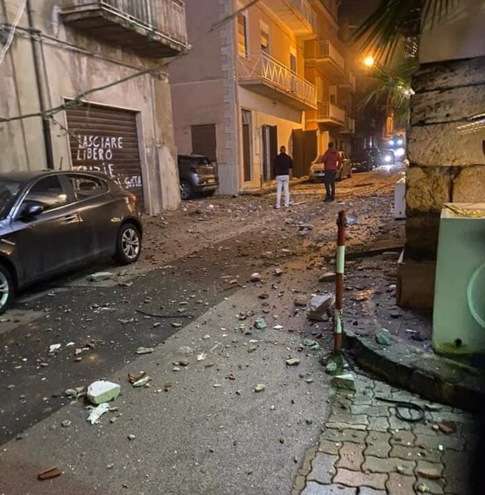 Crolla palazzina a Ravanusa, sindaco “Servono mezzi”