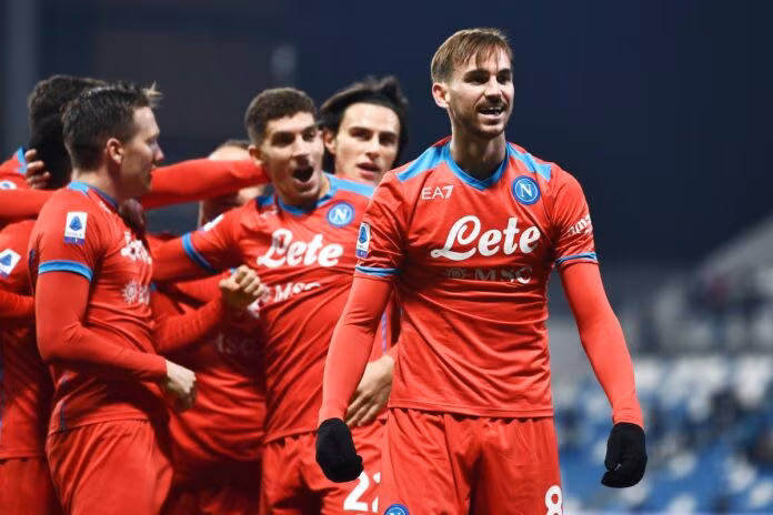 Il Napoli si fa rimontare ma rimane primo, 2-2 col Sassuolo