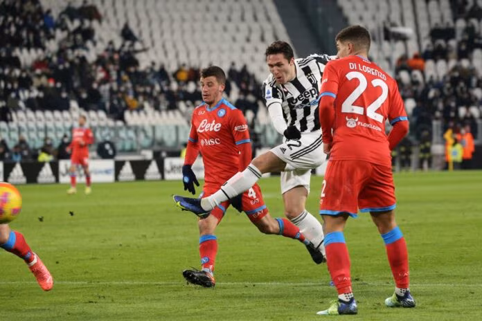 Chiesa risponde a Mertens, Juventus-Napoli 1-1
