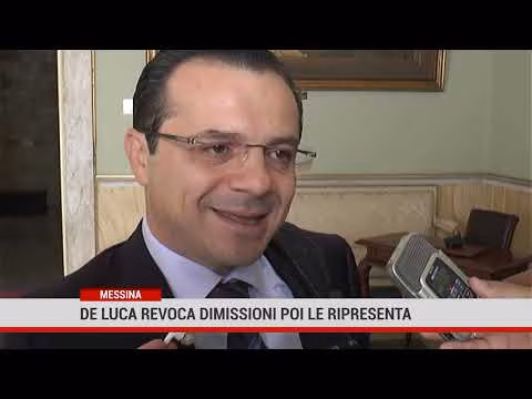 Messina: De Luca prima revoca le dimissioni, poi le ripresenta