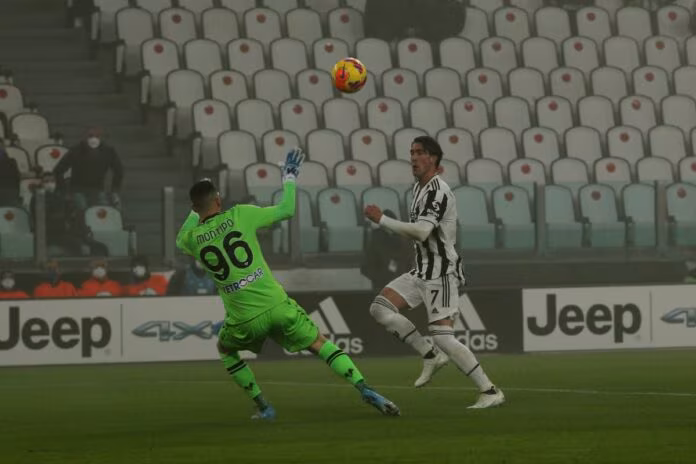 La Juve piega 2-0 il Verona, in gol Vlahovic e Zakaria