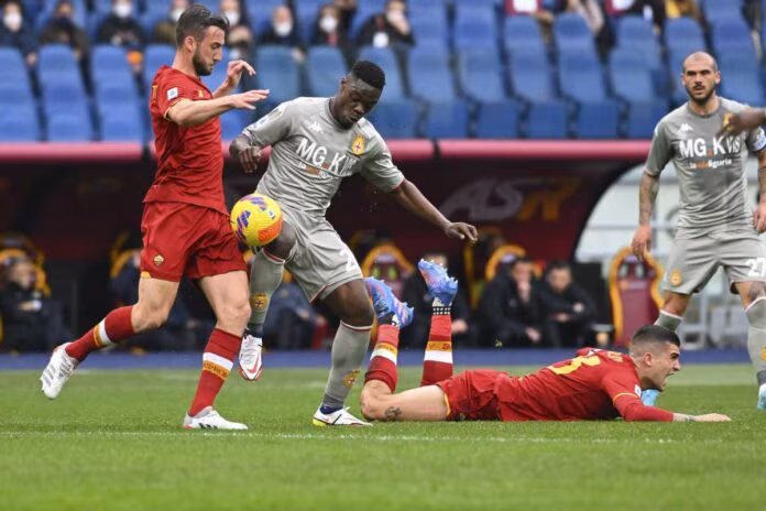 Reti inviolate e tante polemiche tra Roma e Genoa