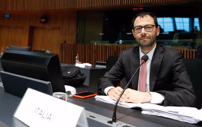 Agricoltura, Patuanelli “Non c’è carenza di materie prime”