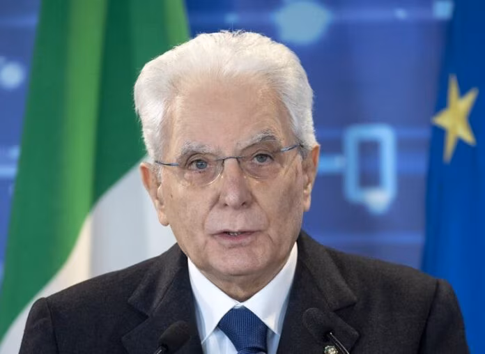 Mattarella “L’attacco all’Ucraina colpisce le fondamenta della democrazia”