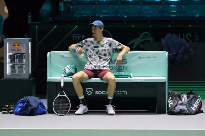 Sinner si ritira nei quarti di finale a Miami