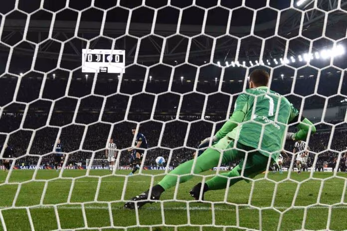 Juve-Inter 0-1, la decide un rigore di Calhanoglu