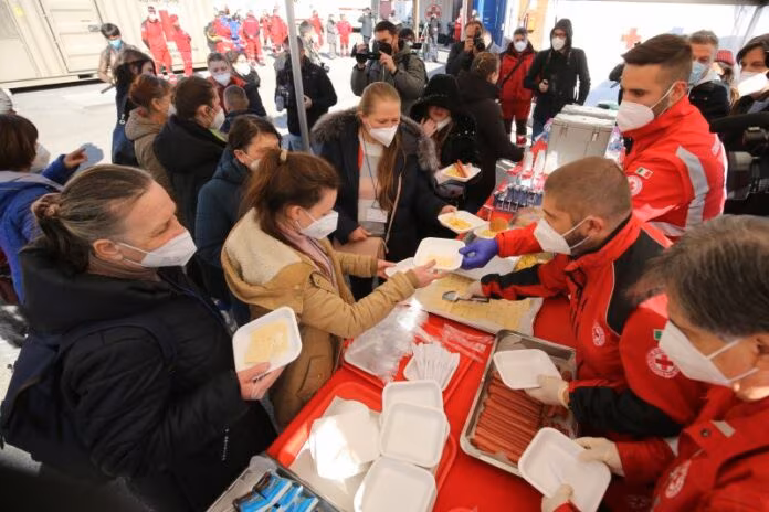 Ucraina, accolti in Italia 87 mila profughi