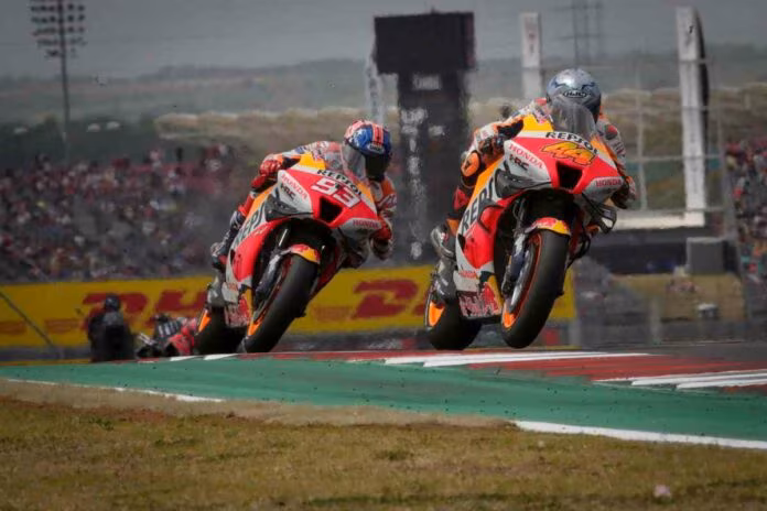 Venerdì bagnato a Portimao, le Honda comandano le libere