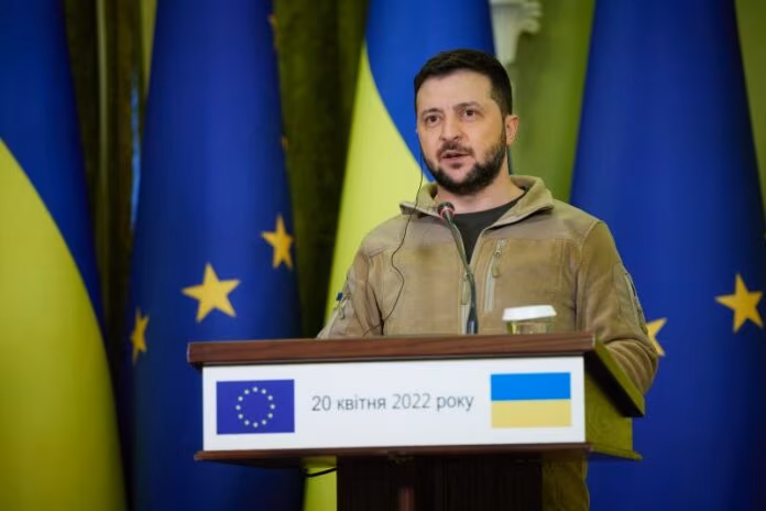 Zelensky alla Biennale Venezia “Supportate la nostra lotta con l’arte”