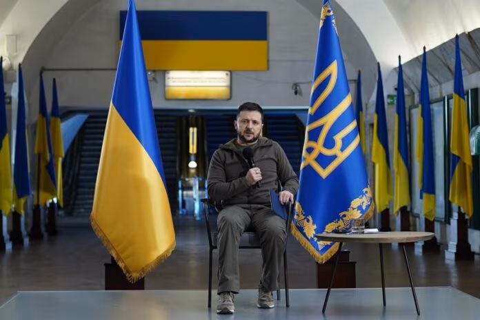 Zelensky “Putin vuole smembrare l’Europa centrale e orientale”