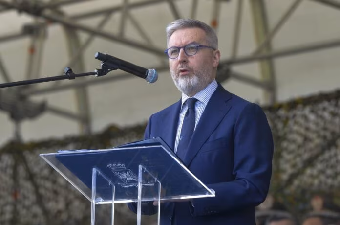 Alpini, Guerini “Non sottovalutare gli episodi segnalati”