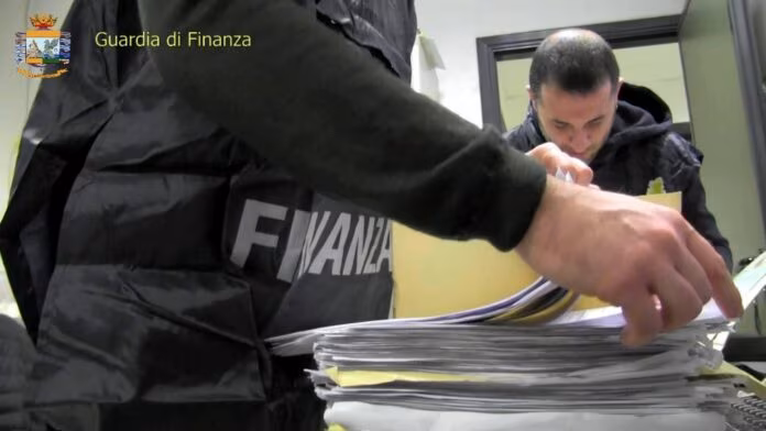 Messina, sequestro da un milione a una società di trasporto marittimo