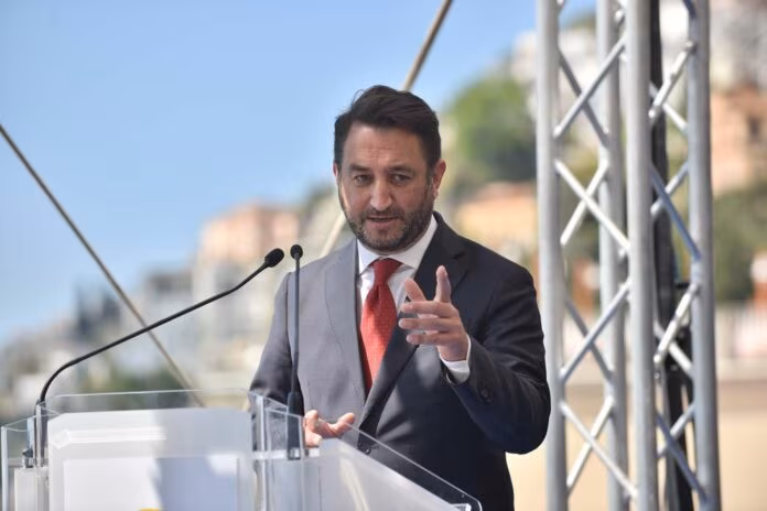 Sicilia, Cancelleri “Non mi candido, ma resto nel Movimento 5 Stelle”