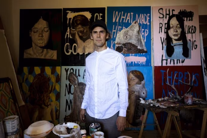 Mostre, al Palazzo Reale di Palermo Ryan Mendoza con “The Golden Calf”