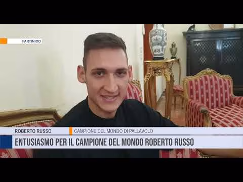Entusiasmo per il campione del mondo di pallavolo Roberto Russo