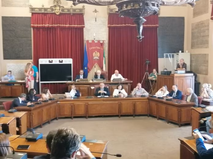Palermo, Lagalla presenta gli assessori in consiglio comunale
