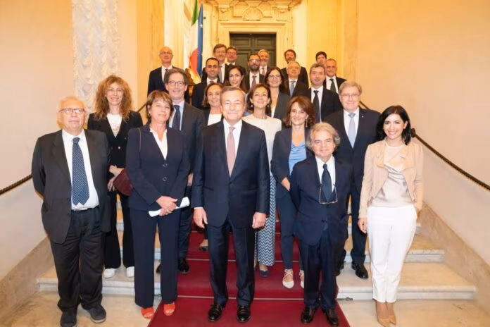 Governo, Draghi ai ministri “Potete essere orgogliosi dei risultati”