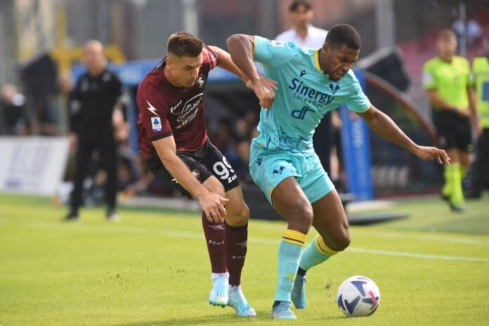 Verona beffato nel finale, la Salernitana vince 2-1