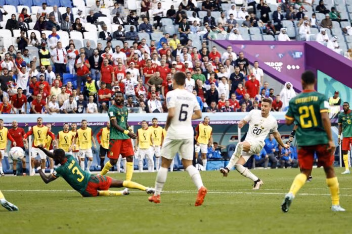 Gol ed emozioni, fra Camerun e Serbia termina 3-3