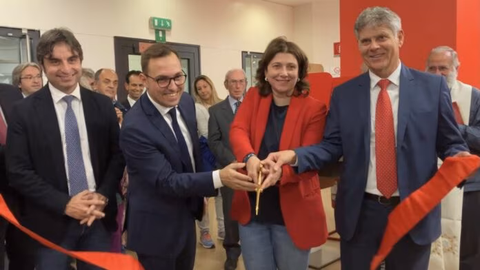 Unicredit inaugura filiale a Palermo, Malandrino “Massima integrazione”