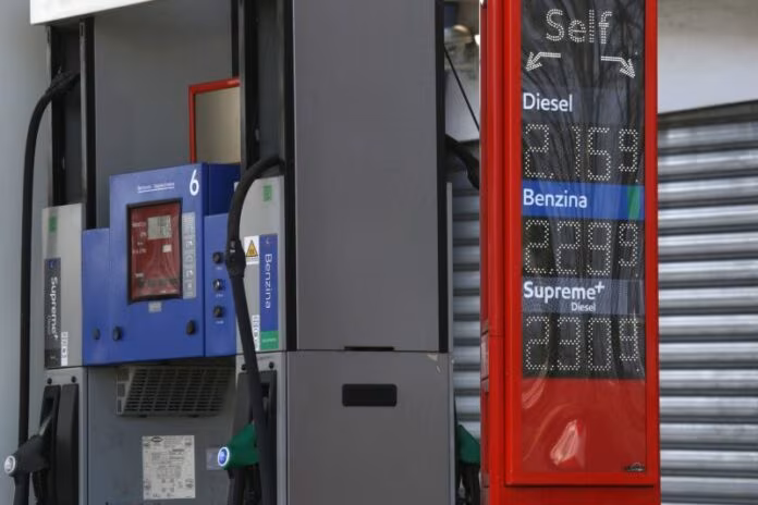 Sciopero dei benzinai confermato ma il sindacato si divide su durata