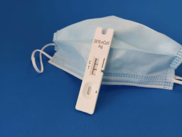 Covid, contagi e ospedalizzazioni ancora in calo in Sicilia