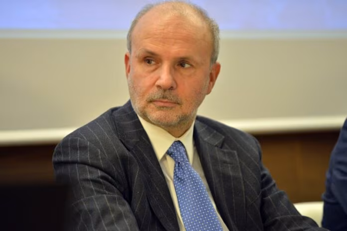 Sanità, Schillaci “Contro aggressioni presidio fisso forze dell’ordine”